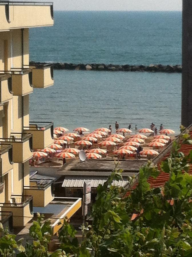 Hotel California Bellaria-Igea Marina Exterior photo