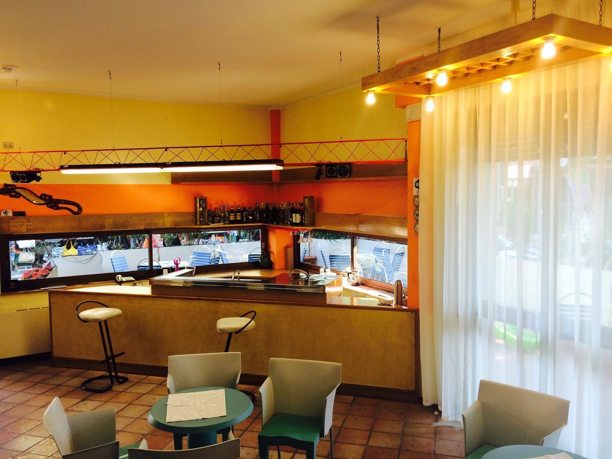 Hotel California Bellaria-Igea Marina Exterior photo