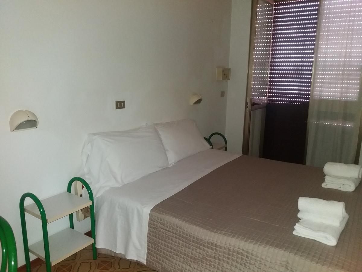 Hotel California Bellaria-Igea Marina Exterior photo